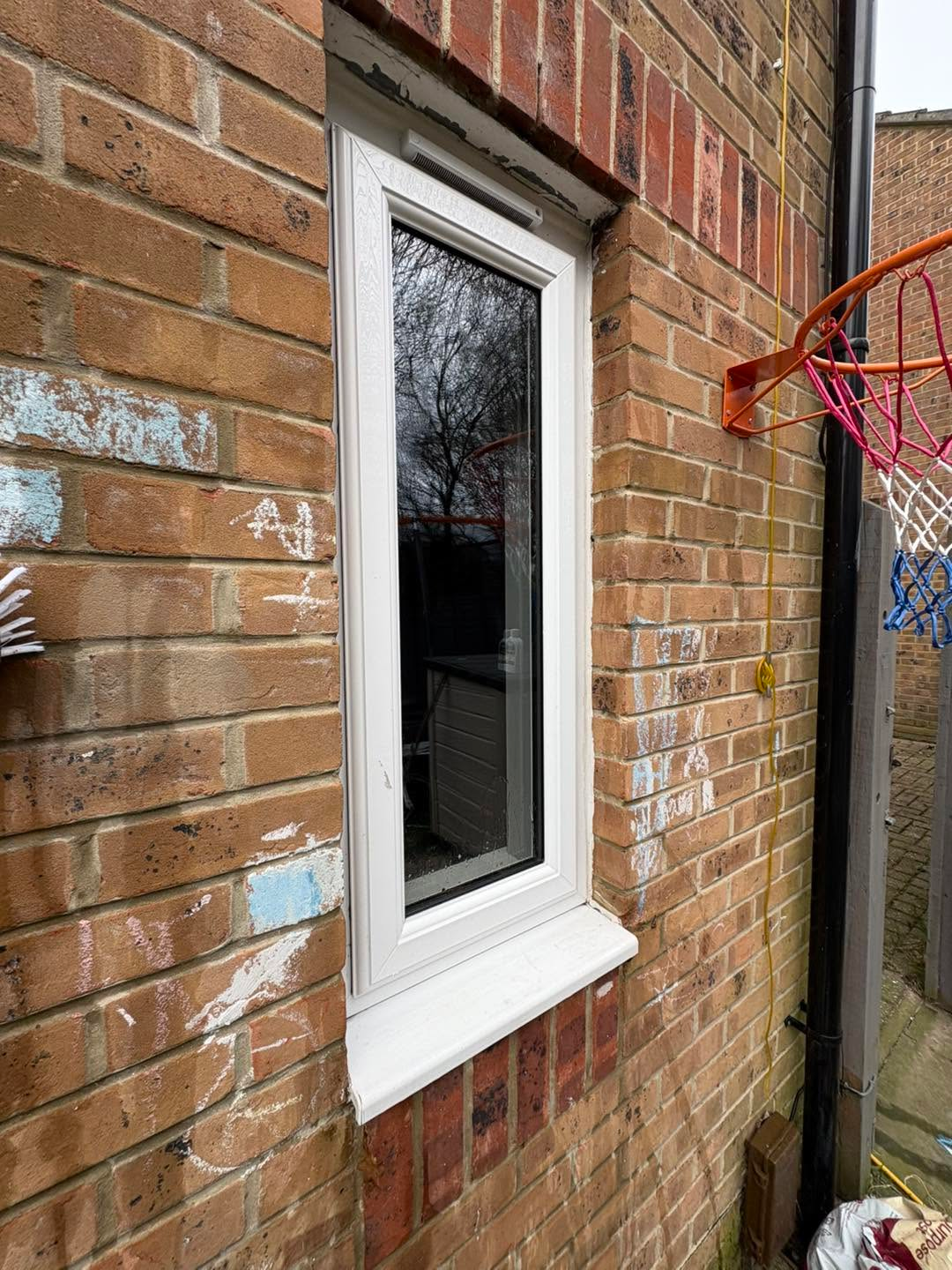 Clean window frame and sill after professional EasyClean window cleaning